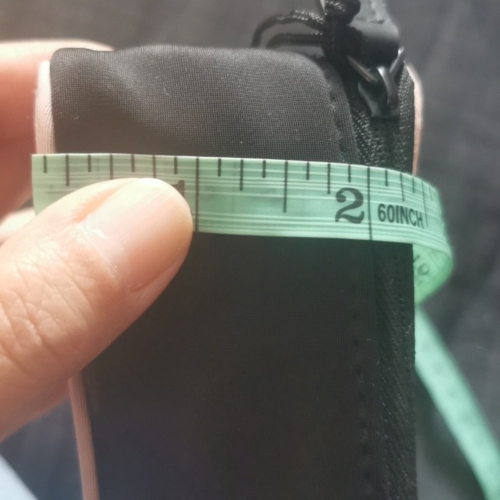 Prada Make up case, great condition - Picture 9 of 9